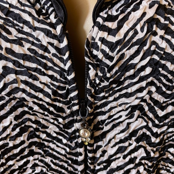 Victor Costa Zip Up Jacket with Satin TrimSz 14. Like New - Picture 5 of 9